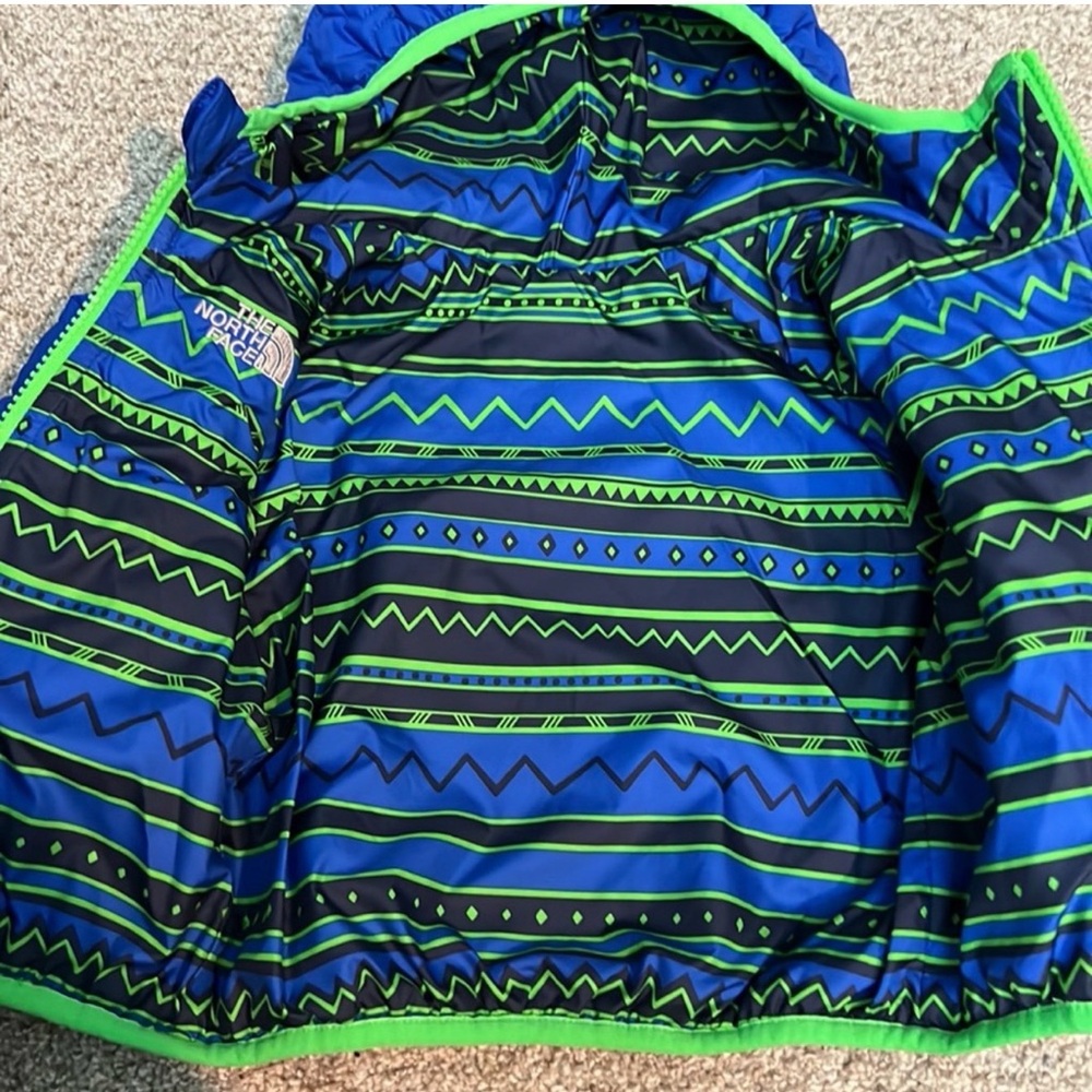 EUC Reversible North Face Puff Jacket